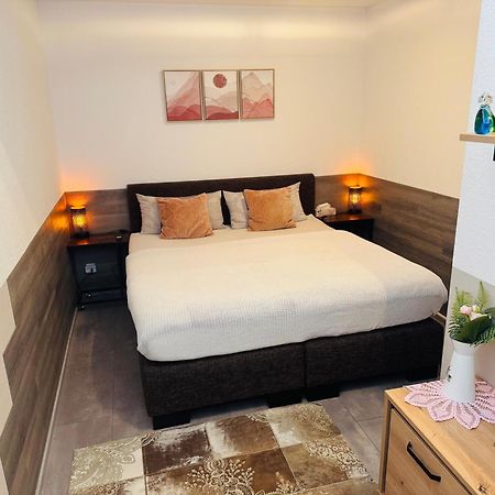 2 Room Galerie Einliegerwohnung In Rheinstetten, Messe Naehe, Rollstuhlfahrer Geeignet מראה חיצוני תמונה