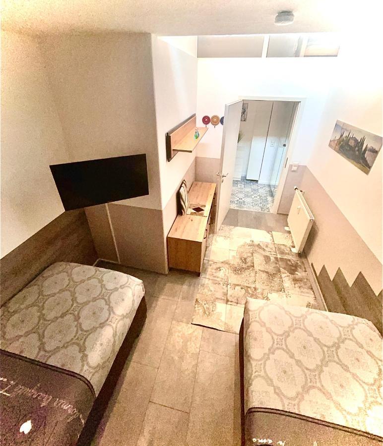 2 Room Galerie Einliegerwohnung In Rheinstetten, Messe Naehe, Rollstuhlfahrer Geeignet מראה חיצוני תמונה